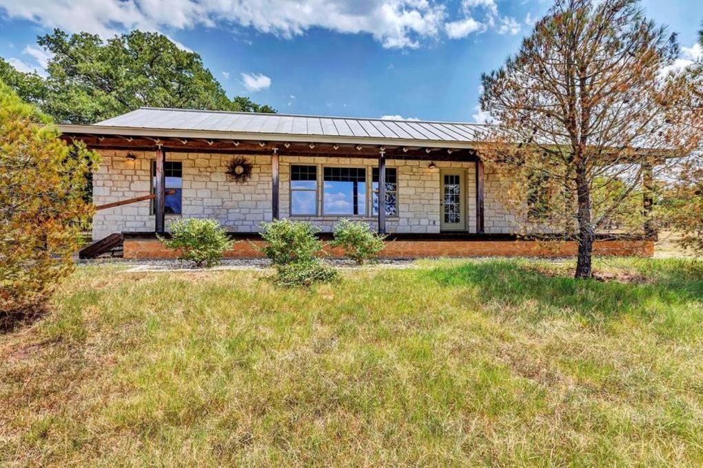 Pecan Farm Haus Fredericksburg Exterior photo