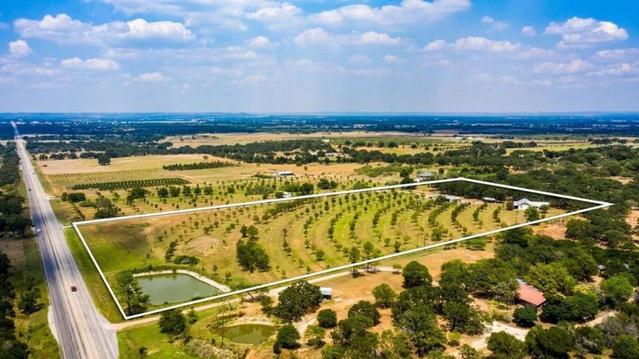 Pecan Farm Haus Fredericksburg Exterior photo